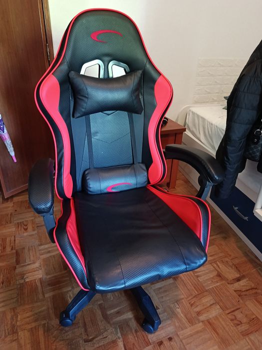 Cadeira gamer  em bom estado