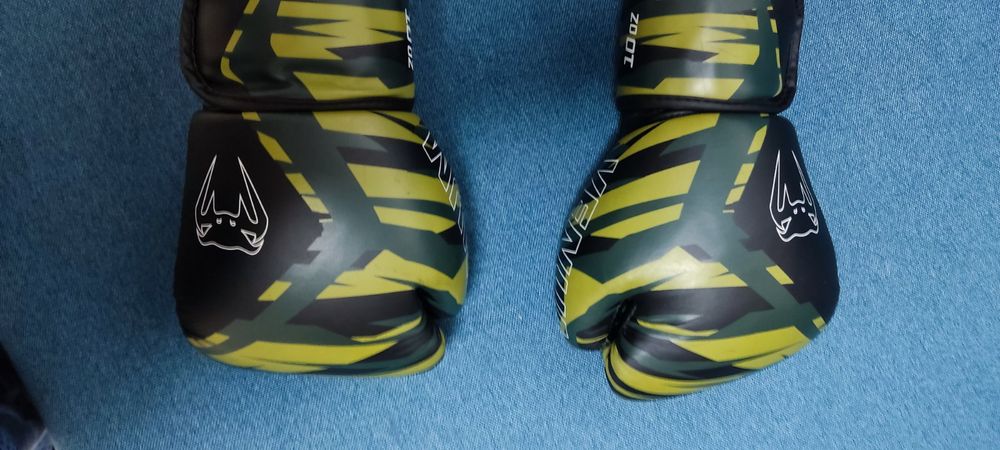 Перчаткі для бокса