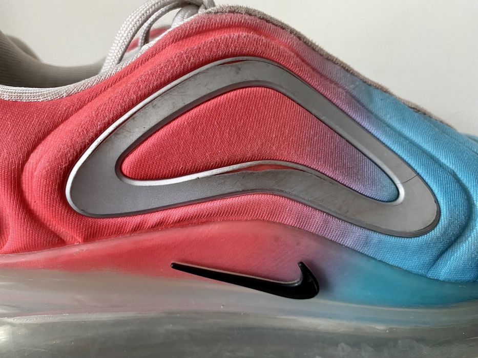 nike air max 720 Lava Glow/Black-Blue Fury