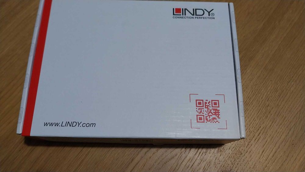 Divisor LINDY de 4 entradas HDMI