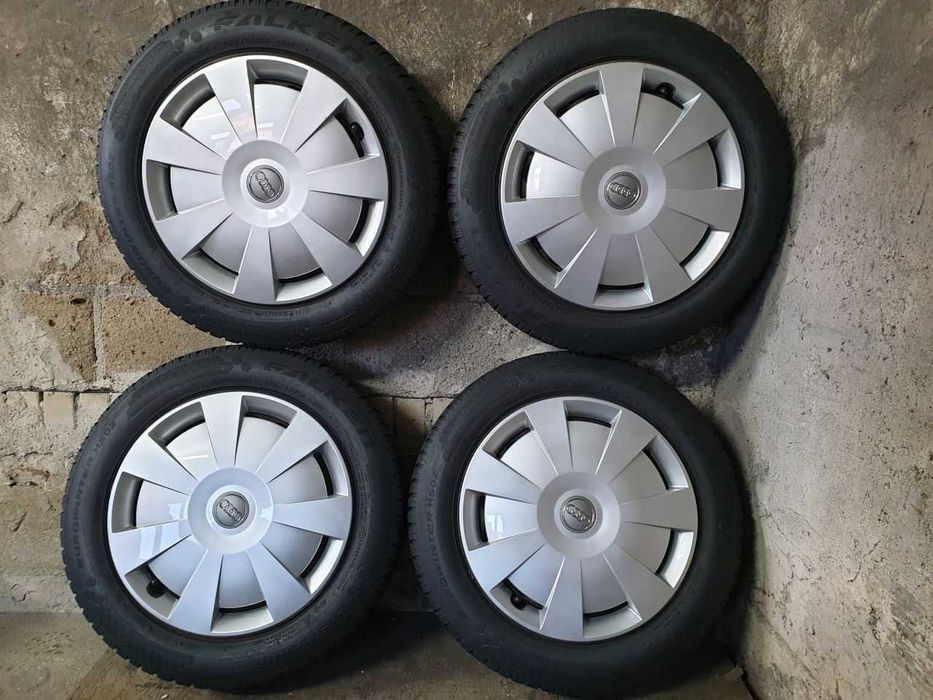 Felgi stal koła VW Skoda Audi R16 5x112 opony zima 205/55R16 7mm 2023r