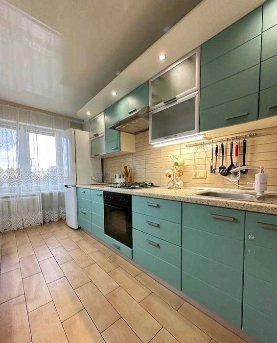 Продам 3к квартиру пр-кт Слобожанский, Калиновая