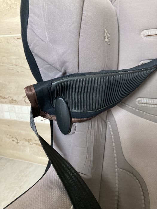 Fotelik Bebeconfort gr1. 9-18 kg