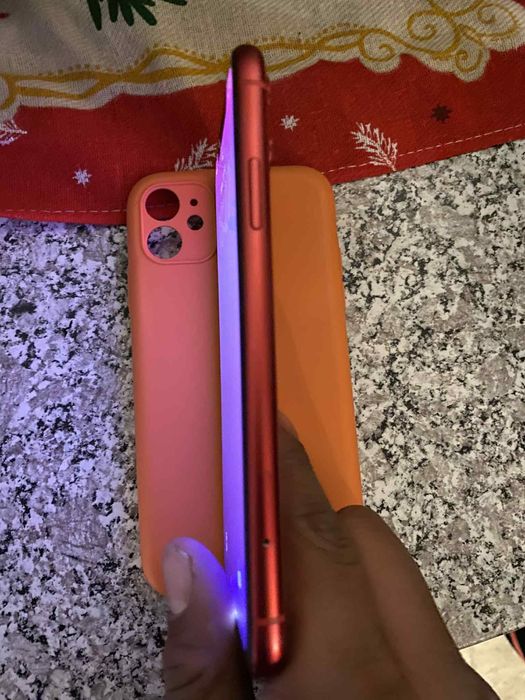 iPhone 11 impecável