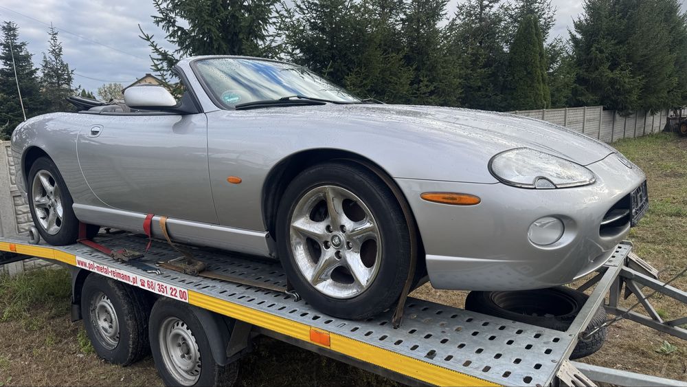 Jaguar XK8 4,2i V8