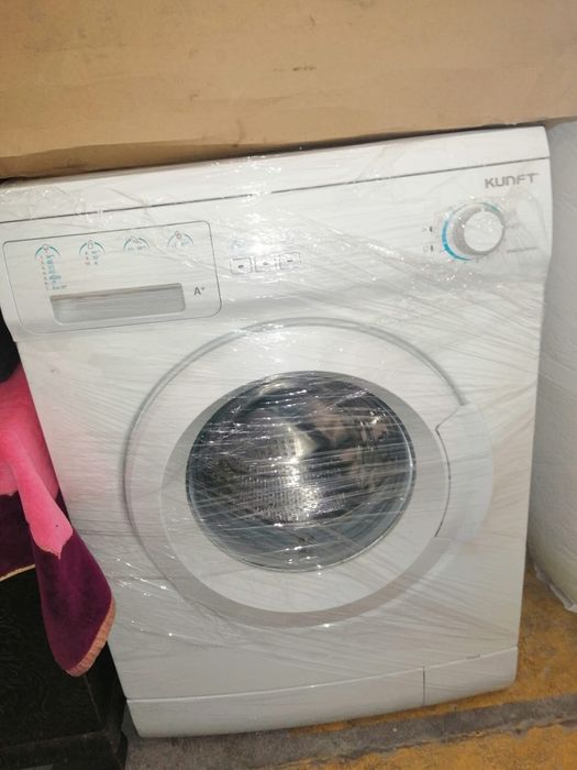 Máquina de lavar roupa Kunft 7 Kgs Excelente estado,quase nova