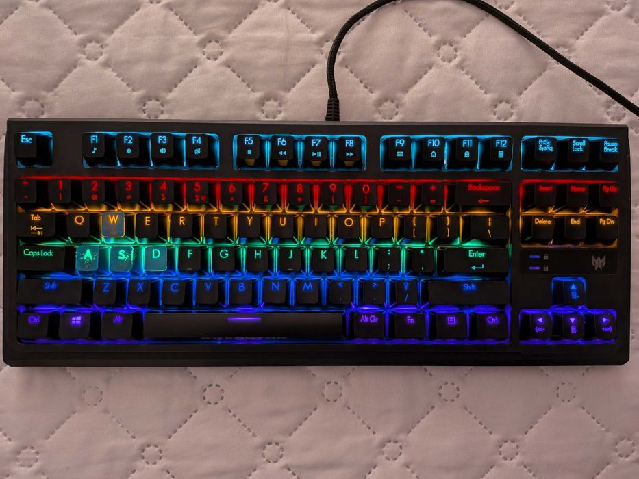 Teclado Gaming Acer Predator Aethon 301 TKL
