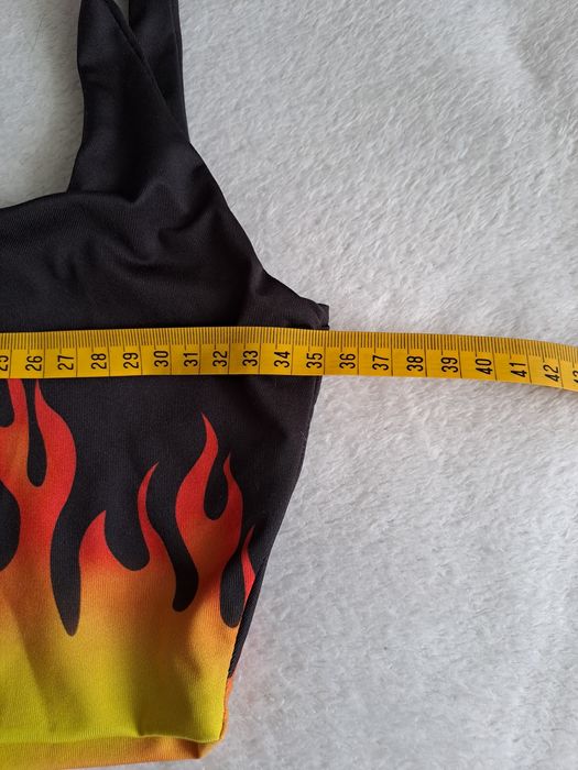 Czarny ognisty top Breshka XS