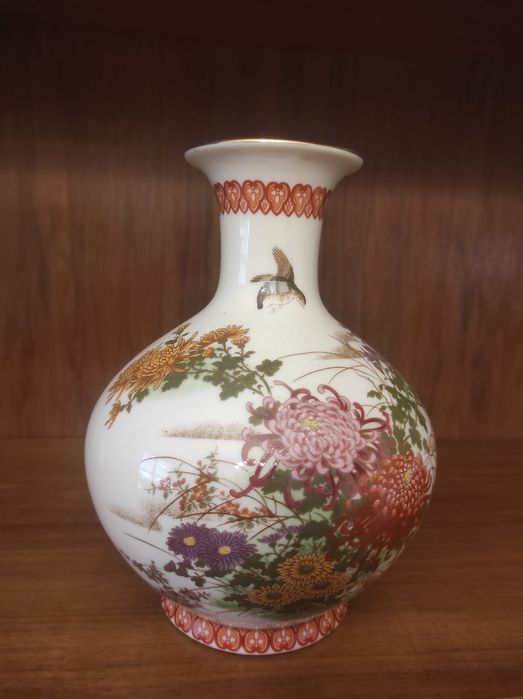 Jarro adorno japonês padrão flores