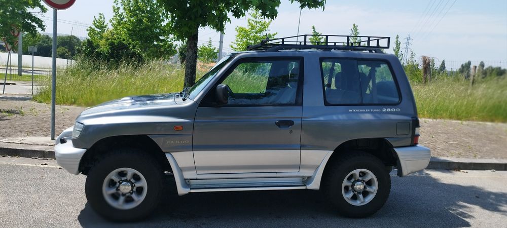 Mitsubishi Pajero GLS 2800