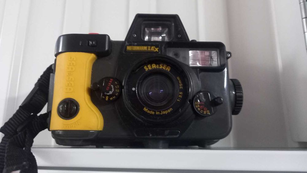 Câmara Subaquática 35mm Sea & Sea Motormarine II EX (Vintage)