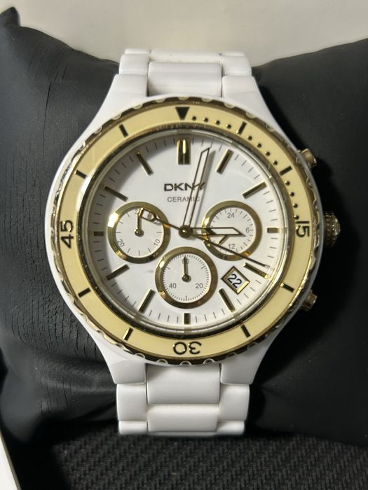 Годинник, Часы DKNY