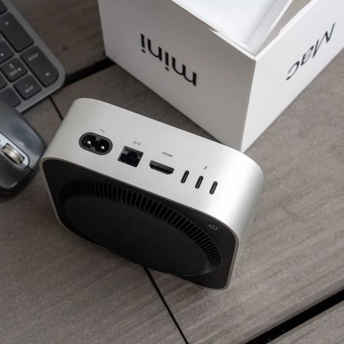 Mac mini M4 256/16 + peryferia