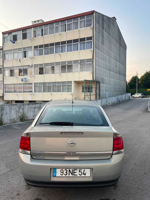 Opel vectra 2005