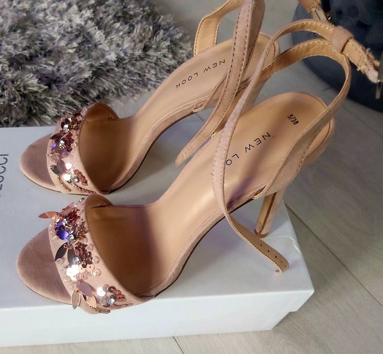 NEW LOOK nowe sandałki szpilka beżowe 38