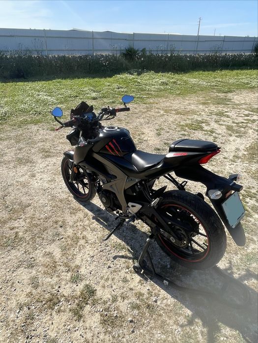 Suzuki gsx-s 125