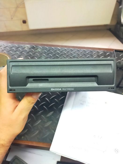 Skoda Rapid Panel / Radio Odtwarzacz Cd/Dvd/Gps 5Q0035819B