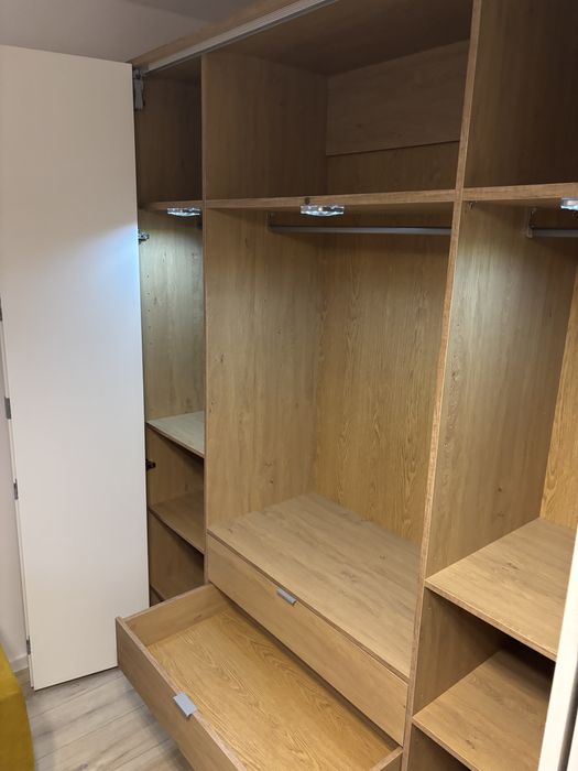 Szafa 4-drzwiowa SIMPLE VOX biała