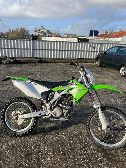 KAWASAKI KX250F matriculada