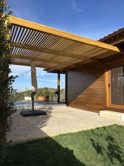 Pérgulas em madeira. Instalamos em todo o país