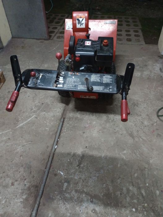 Odśnieżarka duża masywna