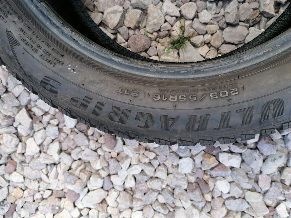 205/55/16 Goodyear 2024 rok zimowe