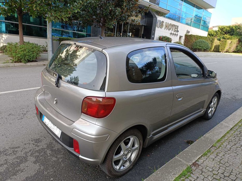 Toyota Yaris 1.5 VVT-i TS 105 Cv