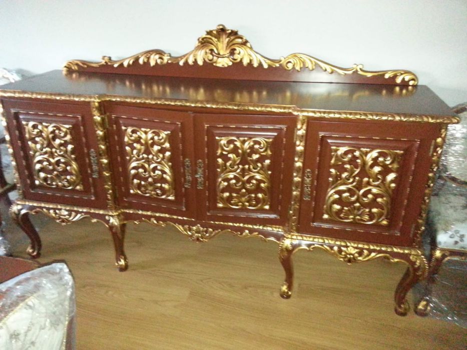 Elegância em Madeira Nobre