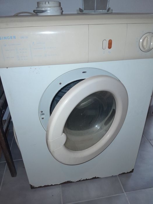 Máquina de Secar Roupa Singer SRI 25