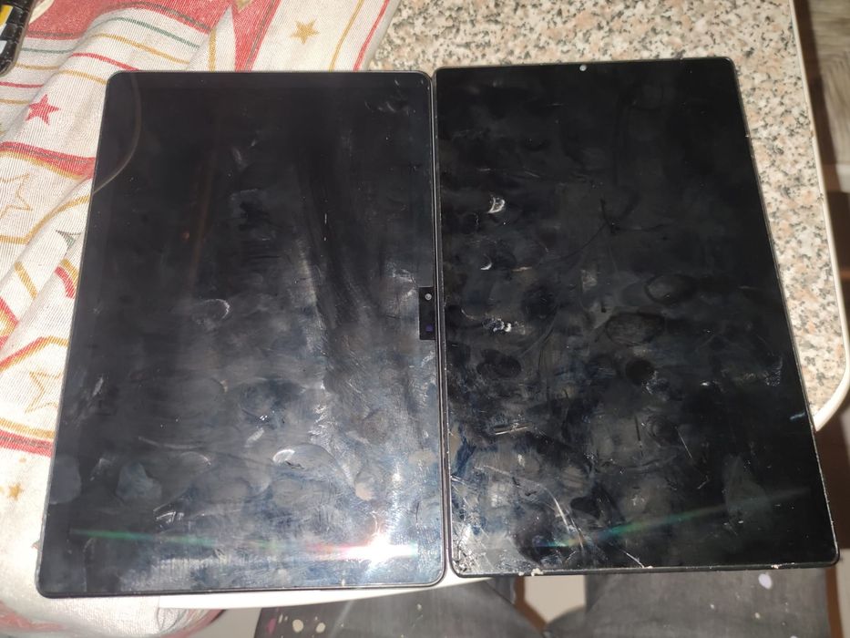 Vendo 2 tablets para peças64575229758211121