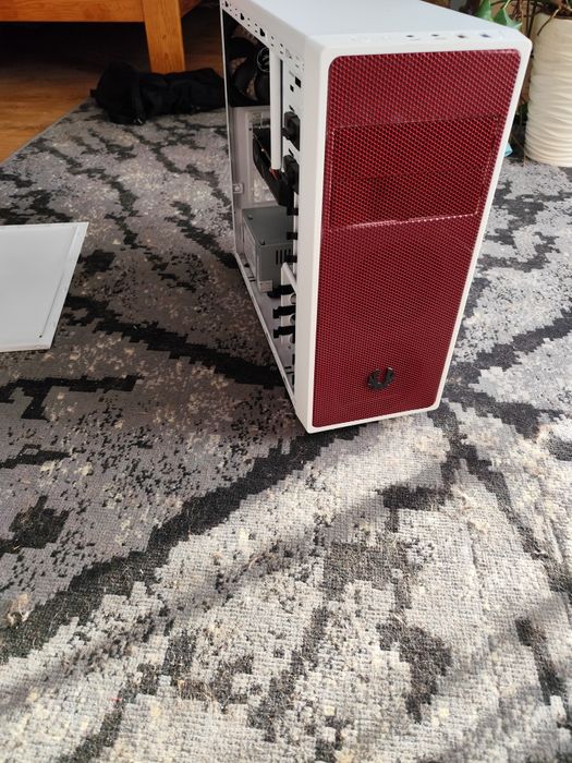 Komputer stacjonarny