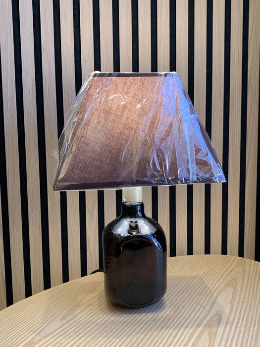 Candeeiro garrafa uisque Old Parr peça única lampadas led.