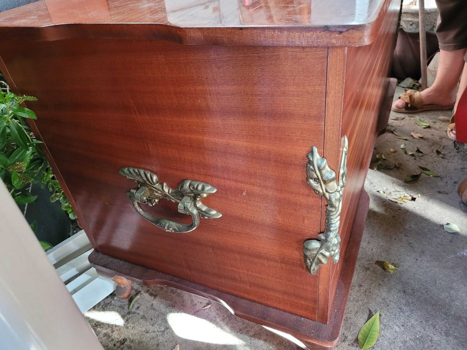 2 Arcas Bau madeira antigo