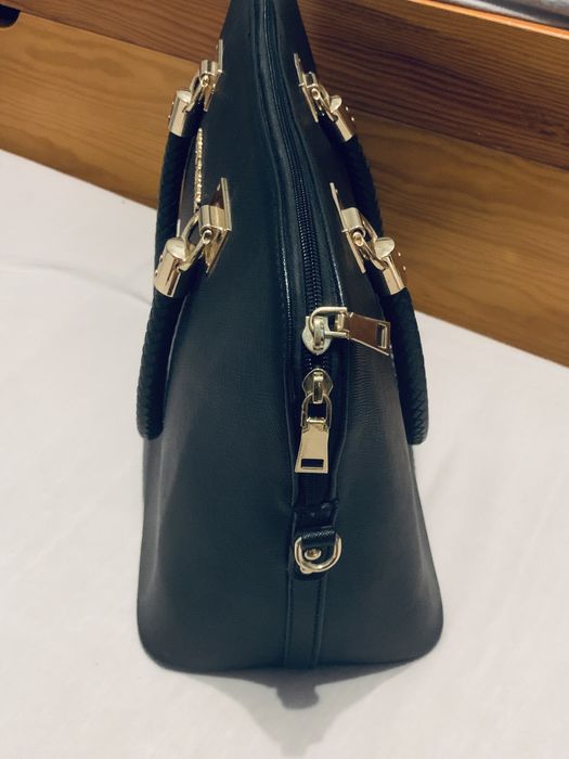 Czarna pojemna torebka