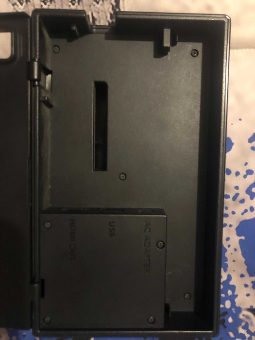 Nintendo Switch (blue and red controller)64172195620738123