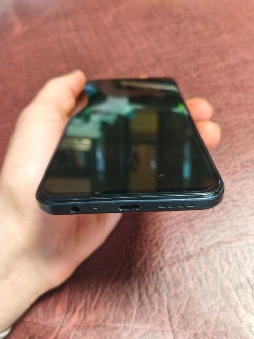 Продам телефон Infinix Note 12 (6/128GB)