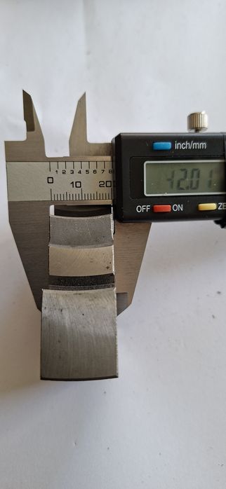 Szczęki twarde do uchwytu tokarskiego 160 mm – komplet 3 sztuki.