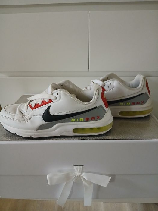 Wygodne adidasy Nike Air r.42.5
