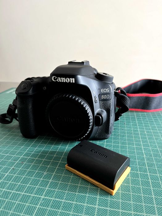 Canon 80D como nova