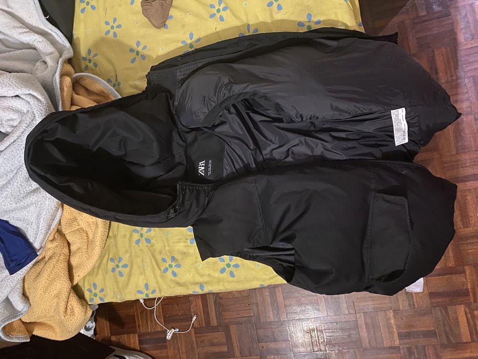 Colete com capuz da Zara