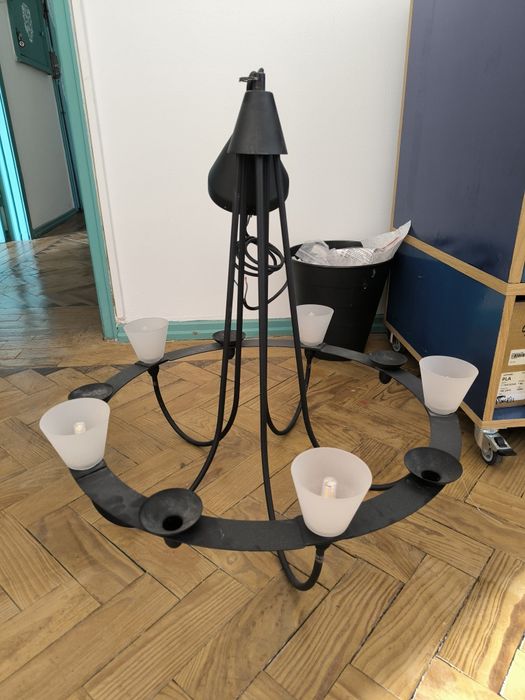 Candelabro preto