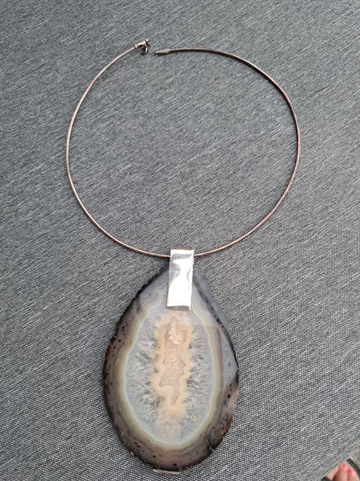 Naszyjnik srebrny i plaster agatu