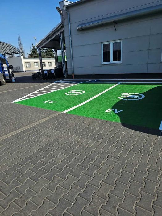 Oznakowanie poziome/ Malowanie parkingów, dróg, hal i magazynów