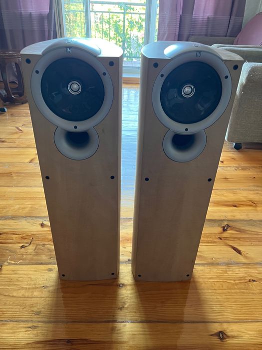 Колонки q3 kef  продам