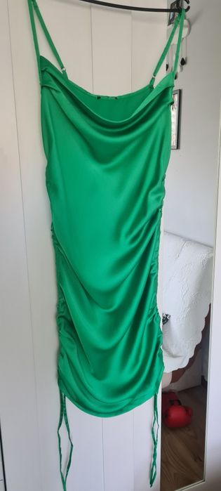 Piękna zielona sukienka
