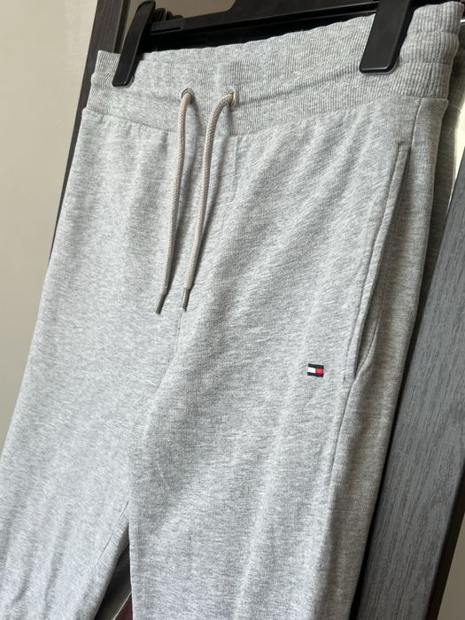 Чоловічі спортивні штани Tommy Hilfiger | Сірі