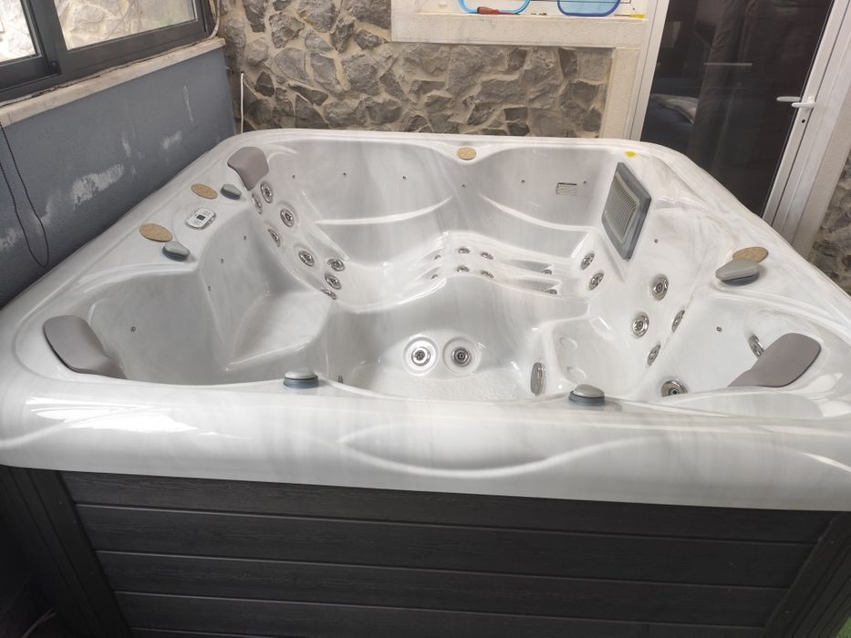 Jacuzzi de 6 lugares
