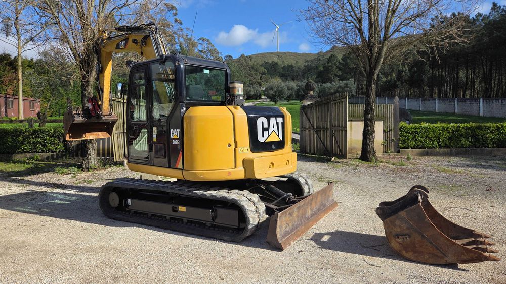 Mini Giratoria Caterpillar 803E2cr