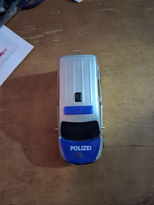 Буськ Мерседес поліцейський