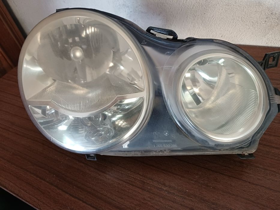 Faróis Dianteiros VW Polo 9n